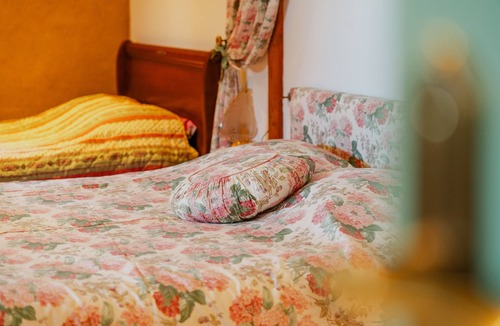 Boisgervilly Bed & Breakfast | Guest Room 'Les Hortensias Roses'