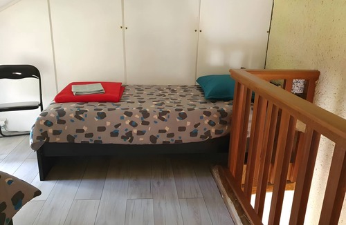 Boussac Bed & Breakfast | Guest Room 'Les Plat ânes' with Wi-Fi