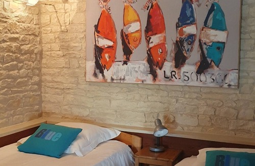 Courcon Bed & Breakfast | Guest Room “Marine” – Spacious 30 m² for Up to 5 Guests