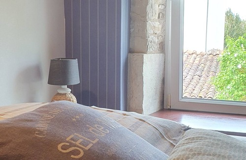 Courcon Bed & Breakfast | Guest Room “Marine” – Spacious 30 m² for Up to 5 Guests