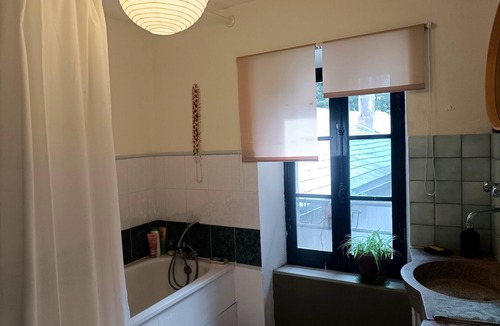 Lespinassiere House | Guest Room “Montagne Noire, Chez 'Pinceau'” – Mountain View, Shared Terrace, Wi-Fi