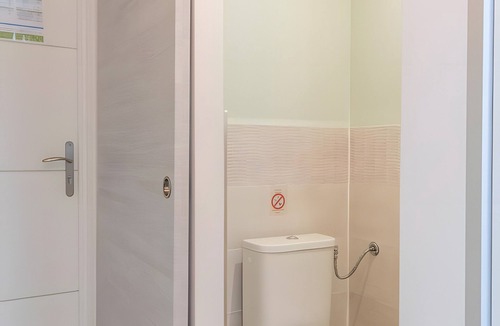 Seynod Bed & Breakfast | Guest Room "Room 3 - Scandinavian" with Mountain View, Shared Terrace, and Wi-Fi