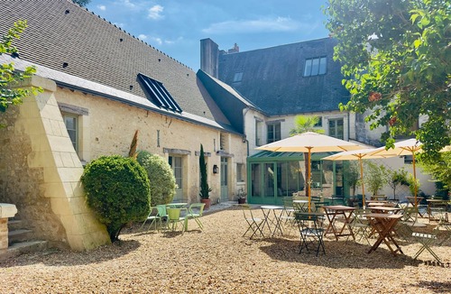 Azay-le-Rideau Apartment | Guest Room Sable - Auberge Radieuse