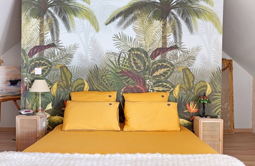 Tavant Bed & Breakfast | Guest Room “Terracotta” with Shared Terrace, Shared Garden, and Wi-Fi