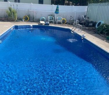 Eatontown House | Guest Room