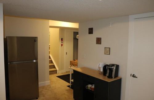 Northwest Calgary Apartment | Guest Suite in Calgary
