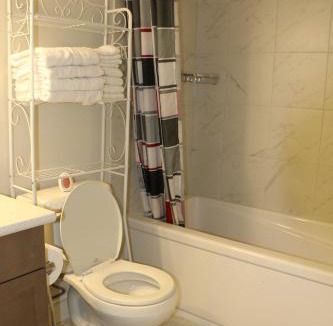 Northwest Calgary Apartment | Guest Suite in Calgary