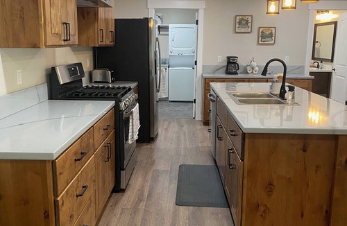 Lakeside House | Guest Suite in Lakeside