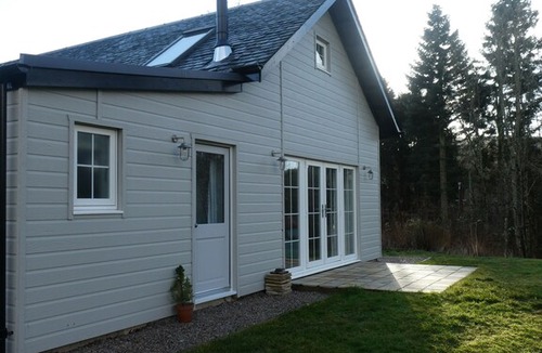 Pitlochry Apartment | Guest suite in Scottish Highlands