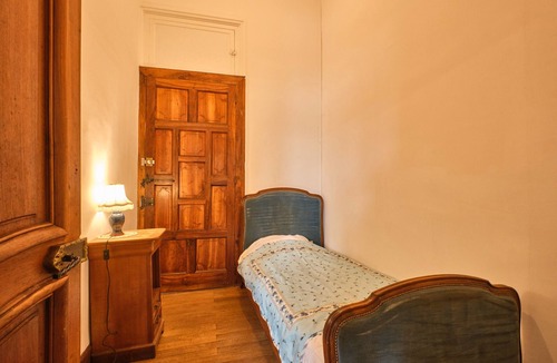 Saint-Geoire-en-Valdaine House | Guesthouse 'Room 1 - La Suite De La Marquise' with Shared Terrace and Garden