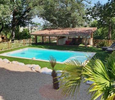 Sainte-Foy-d'Aigrefeuille House | Guesthouse Le Pujol