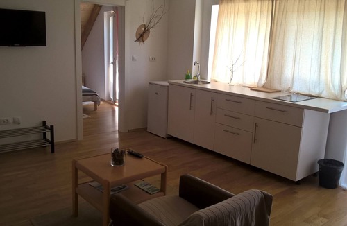 Mukinje House | Guesthouse Bor