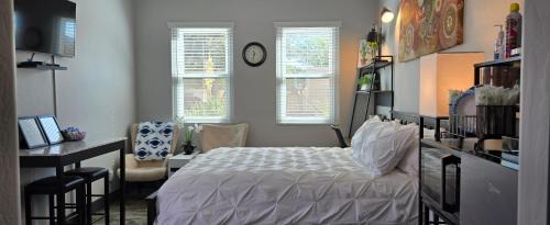 Palm Valley House | Guesthouse/Casita Goodyear