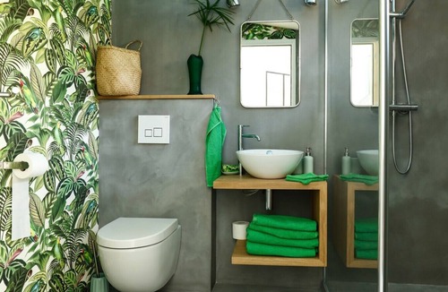 Toulouse Left Bank House | Guesthouse in Toulouse garden, private pool and jacuzzi + breakfast