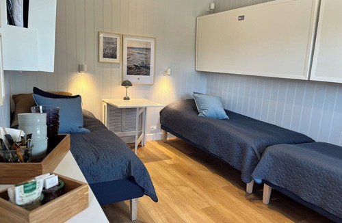 Vestero Havn Bed & Breakfast | GuestHouse Læsø