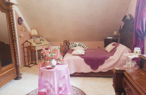 Cauge Bed & Breakfast | Guesthouse 'Les Bosquets Chambre d'Hôtes' with Shared Terrace, Garden, and Wi-Fi