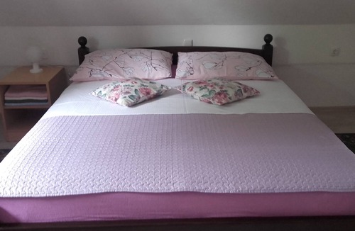 Poljanak House | Guesthouse Loncar is waiting for you! Just come and enjoy :)