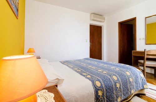 Orasac House | Guesthouse Moretic - Double Room with Balcony and Sea View 2