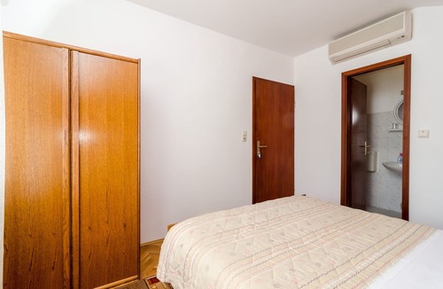 Orasac House | Guesthouse Moretic - Small Double Room with Garden View 2