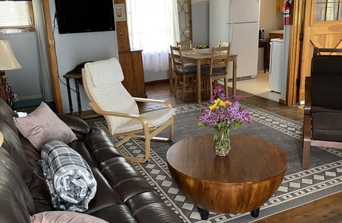 Douglas Cottage | Guesthouse on a Lake