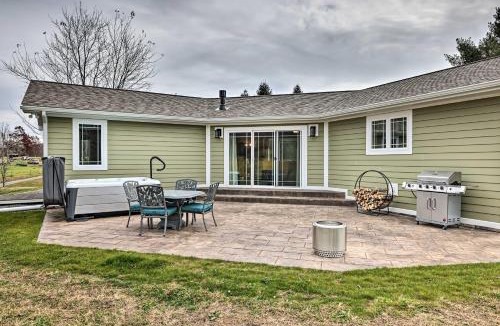 Edray House | Guesthouse on Lonesome Hollow Hot Tub and Mtn Views