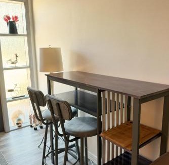 Port Charlotte Apartment | Guesthouse