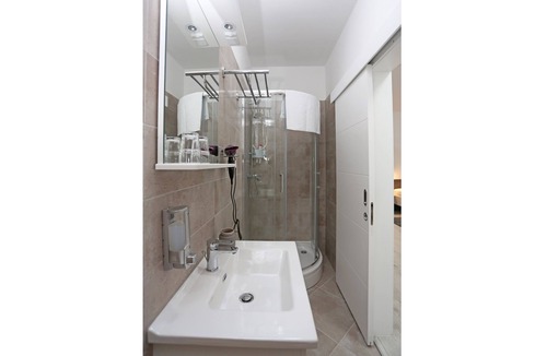 Gradina House | Guesthouse Villa DomeNico