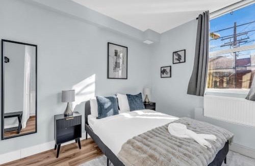Trinity - Bellwoods Hotel | Guestic at Queen West