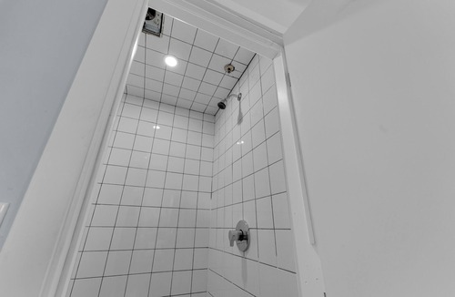 Trinity - Bellwoods Hotel | Guestic Hotel at Queen West