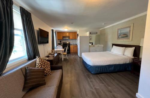 West Dennis Hotel | GuestLodge