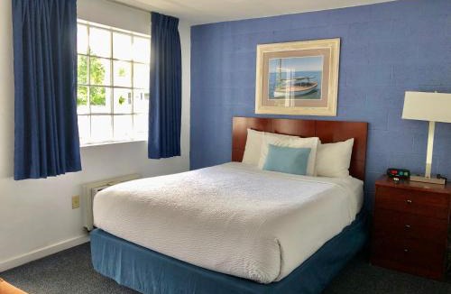 West Dennis Hotel | GuestLodge