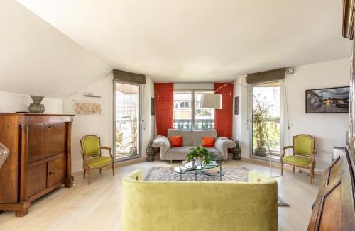 Quartier de la Salpetriere Apartment | GuestReady- 2 Terrace Duplex with Exceptional View