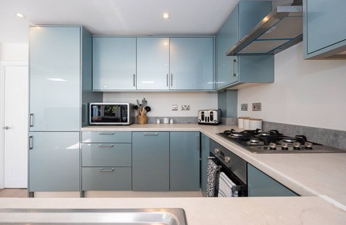 Eccles Apartment | GuestReady - A Haven by the River