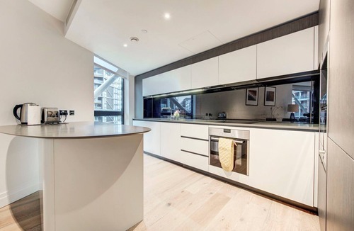 Nine Elms Apartment | GuestReady - A prime stay in Nine Elms