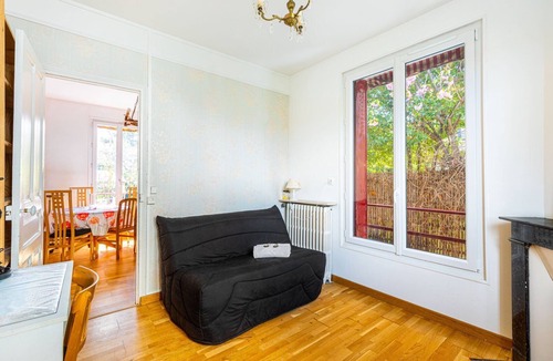 Clamart House | GuestReady - Calm Countryside near Montparnasse