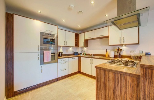 Bonnington Apartment | GuestReady - Castle View Apt