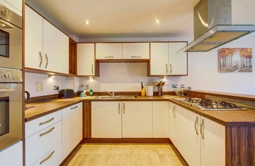 Bonnington Apartment | GuestReady - Castle View Apt