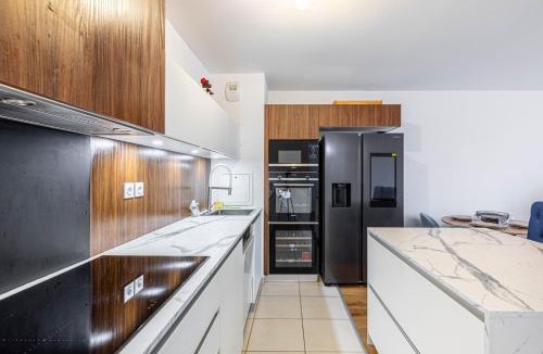 Asnieres-sur-Seine Apartment | GuestReady - Charming Retreat with a terrace