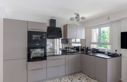 La Villette Apartment | GuestReady - Charm & Comfort with a balcony