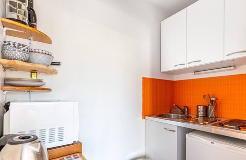 Nansouty-Saint-Genes Apartment | GuestReady - Charming retreat with a balcony