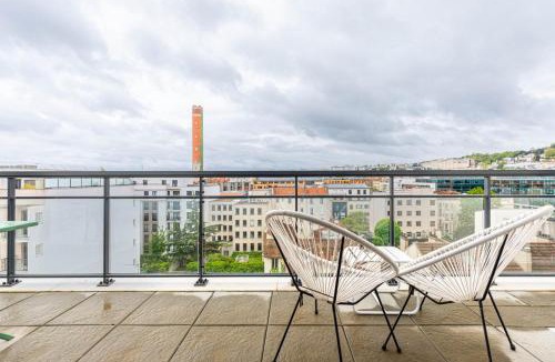 Suresnes Apartment | GuestReady - Chic cocoon with a balcony