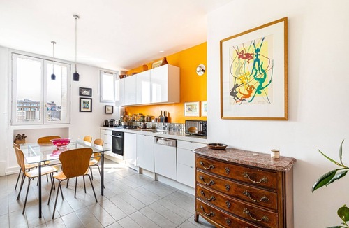 Saint-Vincent-de-Paul Apartment | GuestReady - City views near Little India