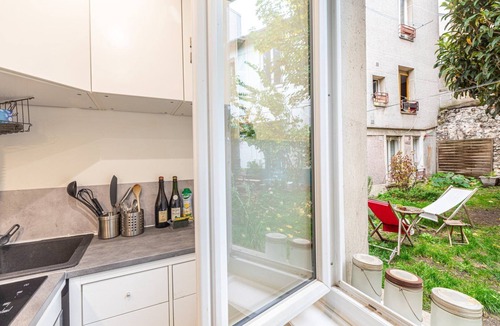 Les Lilas Apartment | GuestReady - Cosy apartment with a private garden