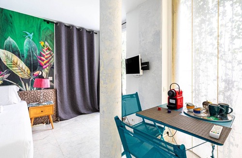 Saint-Thomas-d'Aquin Apartment | GuestReady - Cosy Cocoon in Saint-Germain-des-Prés
