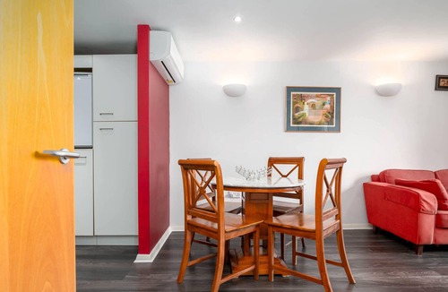 Sands End Apartment | GuestReady - Cosy Flat by the River