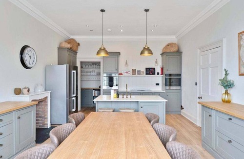 Stockbridge Apartment | GuestReady - Elegant Edinburgh Retreat