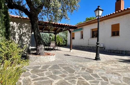 Cardiel de los Montes House | GuestReady - Los Jilgueros del Alberche