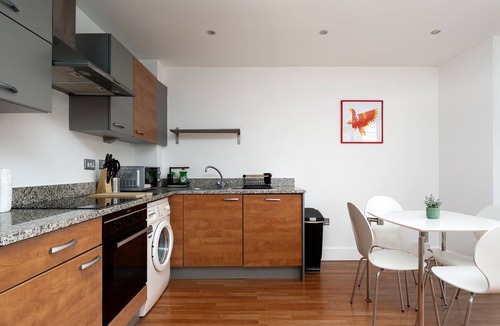 South Camberwell Apartment | GuestReady Essential - Home with Balcony