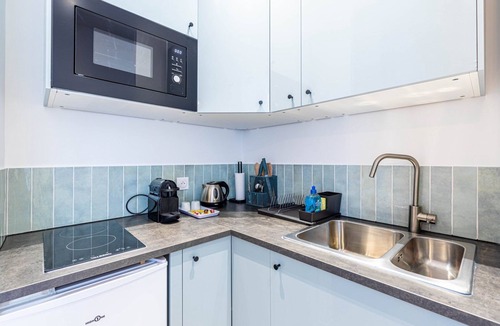 Malakoff Apartment | GuestReady Essential - New Studio