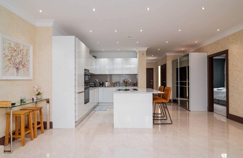 Hanger Hill Apartment | GuestReady - Extravagant 2BR Apt in London